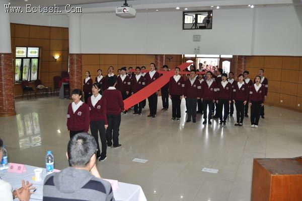 华东神学院举行第29届运动会 华东神学院举行第29届运动会